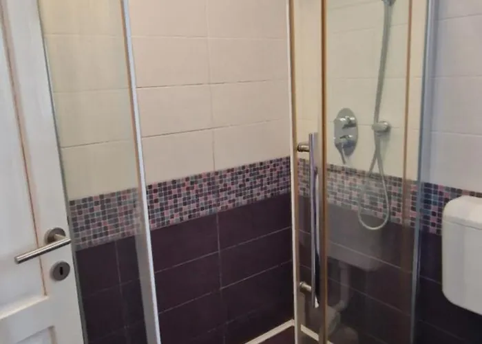 Annidia * Комижа